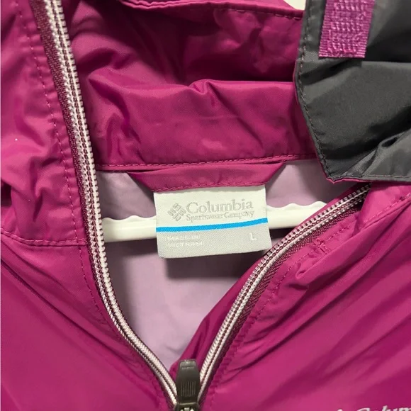 Columbia Women's Raspberry Hooded Packable Jacket - Picture 3 of 4